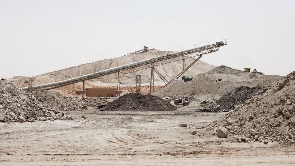 Niger revokes French firm's licence at key uranium mine