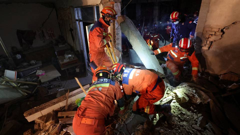Plus de cent morts dans un séisme dans le nord-ouest de la Chine