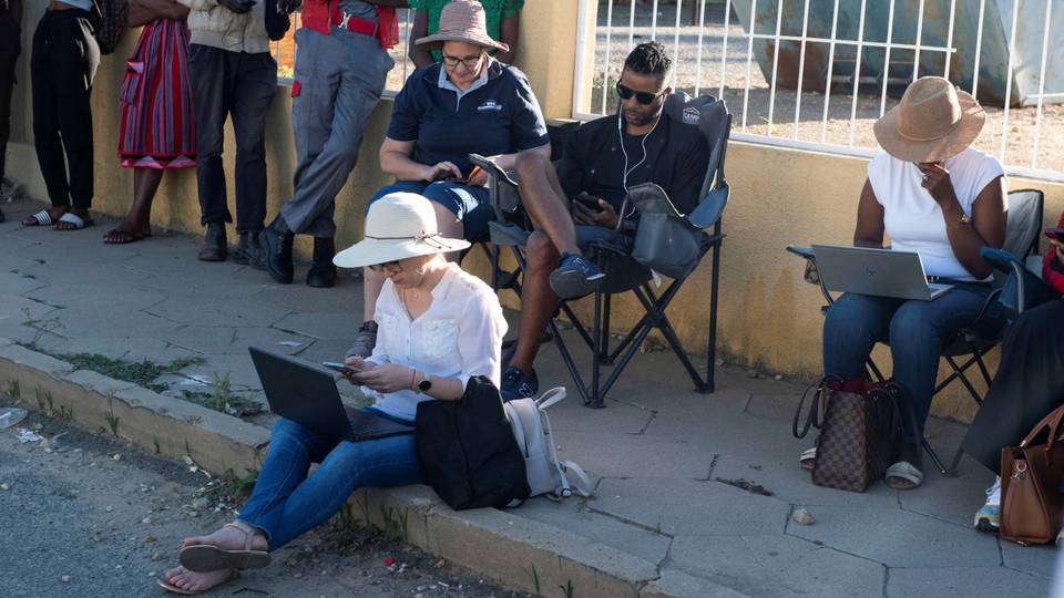 Namibia elections: Voters' patience tested after machine flaws