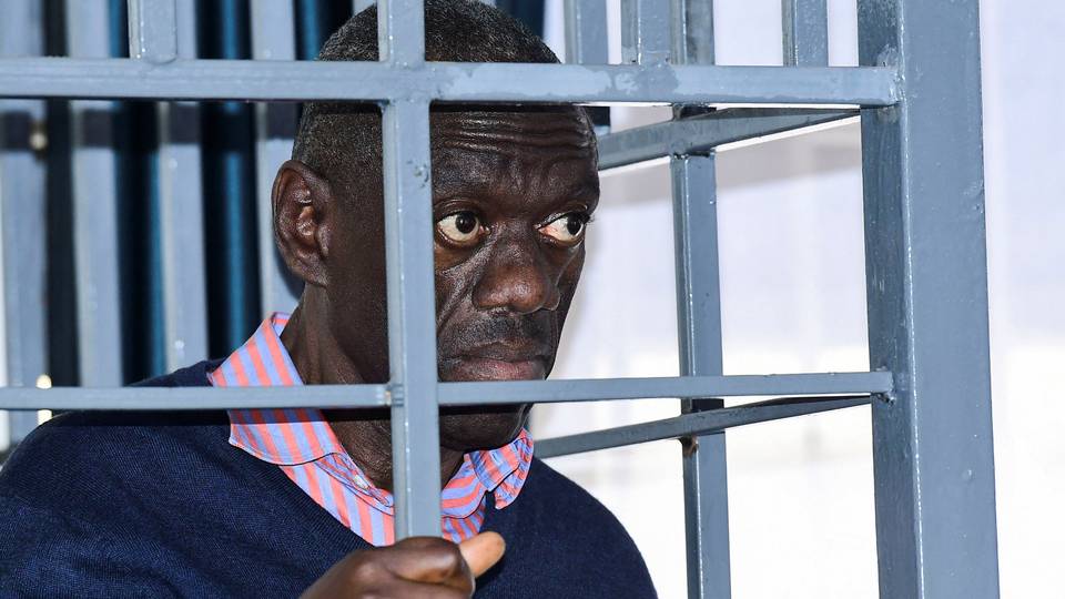 Detained Ugandan opposition leader Besigye 'rushed to hospital'