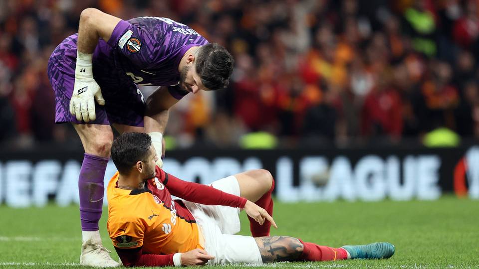 Galatasaray confirme la blessure de Mauro Icardi