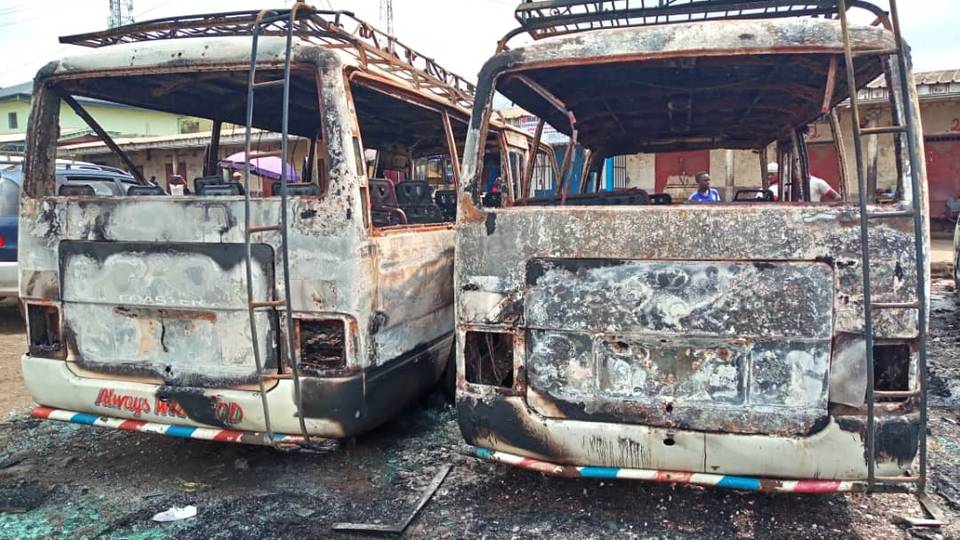 'Yan a-waren Kamaru sun kashe akalla mutum 20