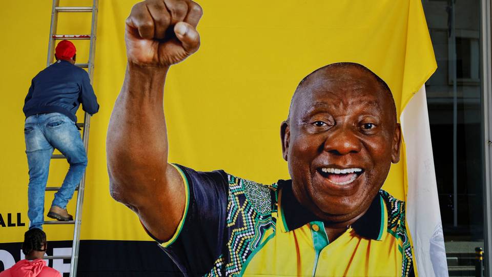 South Africa coalition: ANC courts five parties in talks