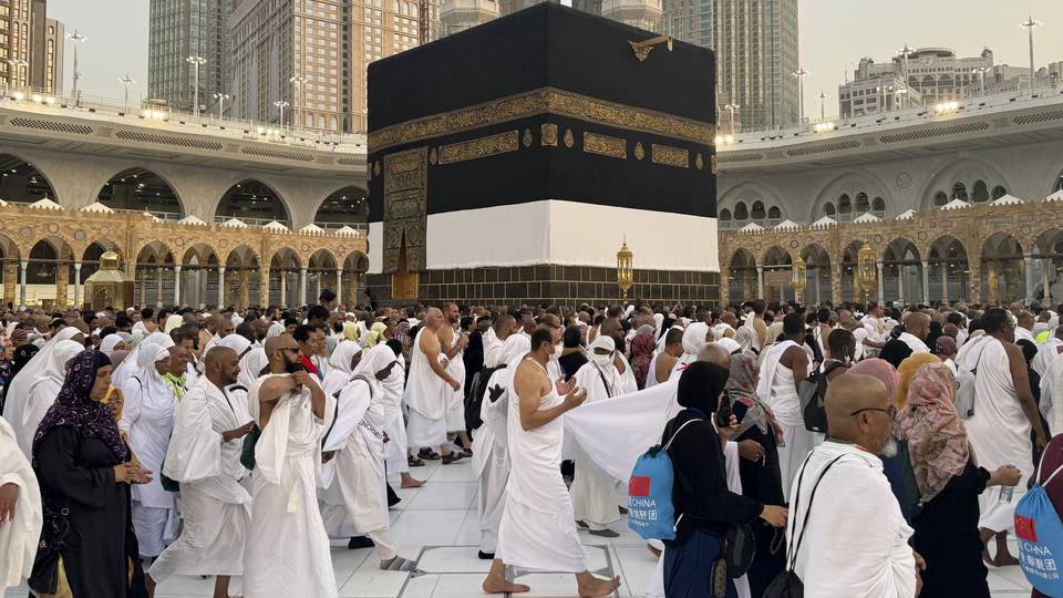 Kimanin alhazai miliyan biyu sun fara aikin Hajjin 2024