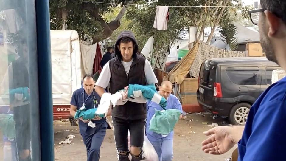 'Harin Isra'ila ya shafi dakunan kwanciyar marasa lafiya a asibitin Al Shifa'