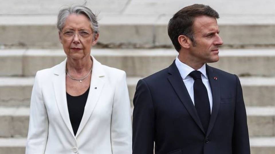 La France dans l'attente de son nouveau Premier ministre
