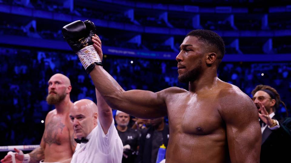 Anthony Joshua, Francis Ngannou fight date set