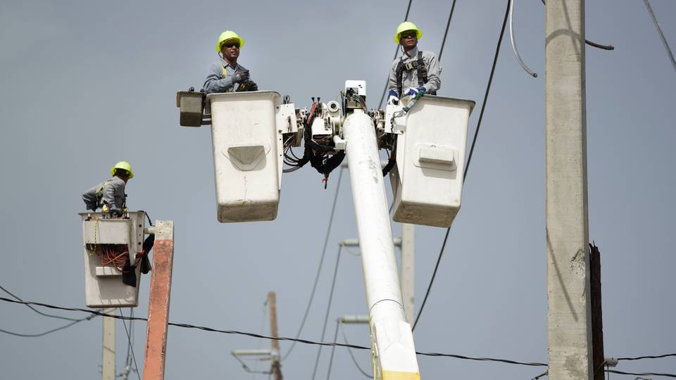 Kenya allocates $430m to tackle power outages