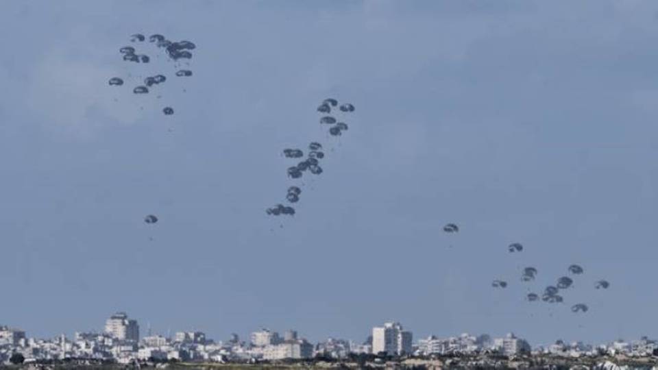 Live Updates: Gaza air drop kills five — hospital medic
