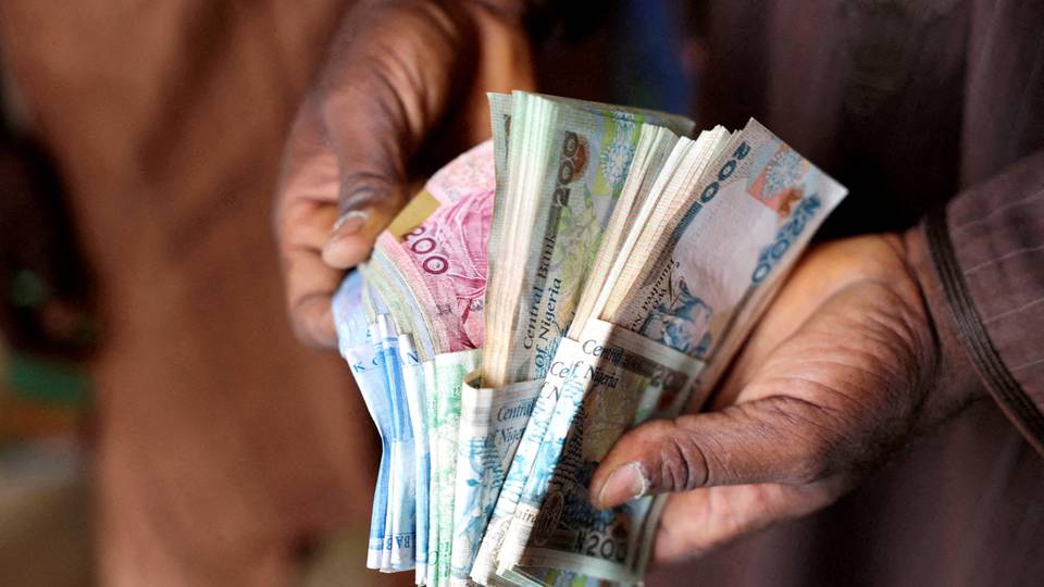 CBN ya tabbatar wa 'yan Nijeriya cewa kudadensu ba sa cikin hadari a bankuna