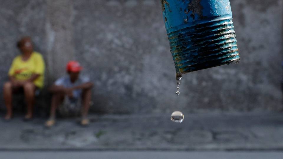 Major water shortage hits Zimbabwe capital