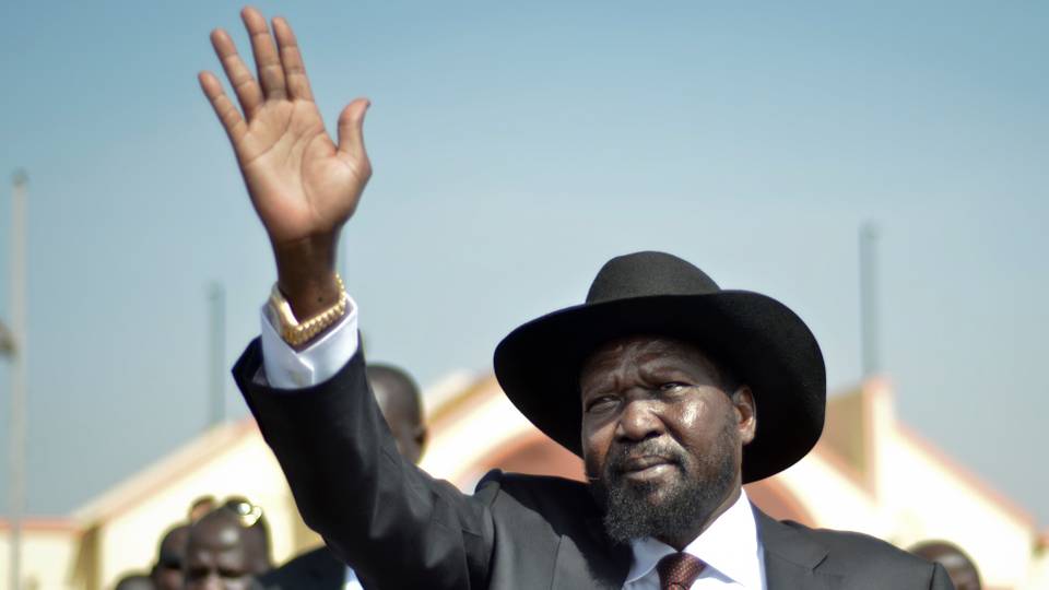 South Sudan's President Salva Kiir sacks police chief
