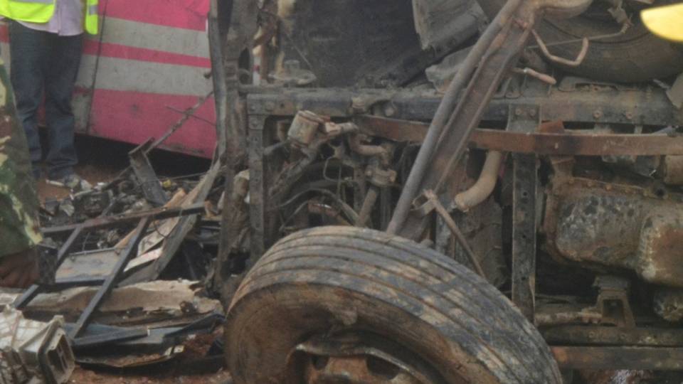 At least 36 people killed in Nigeria bus crash