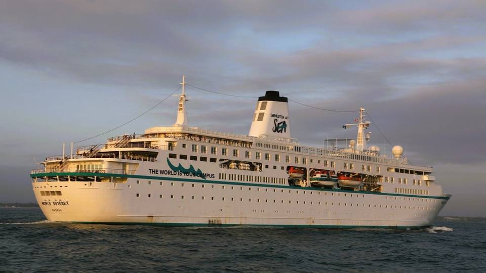 Kenya hosts 'world's biggest' floating university