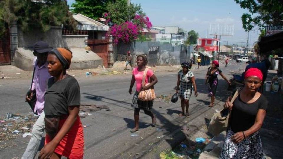Haitians cautiously hopeful as Kenyan police deploy