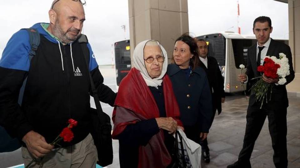 'Yan kasar Turkiyya da aka kwashe da Gaza sun isa Istanbul