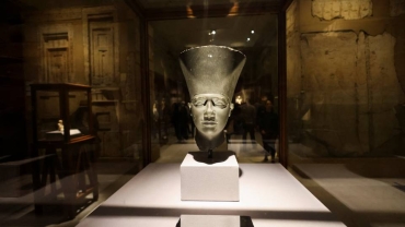 Man arrested for digging up ancient Egyptian artefacts