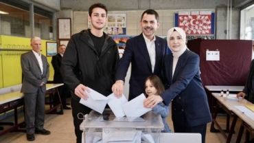 Live blog: 'I wish our vote bring goodness to Istanbul' — Kurum