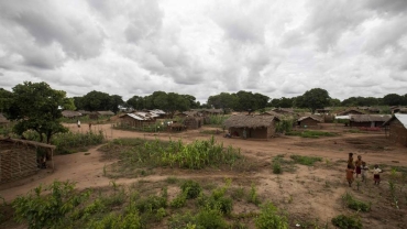 Mozambique deploys military on insurgents in the north