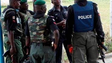 Worshipers set ablaze in Nigerian mosque
