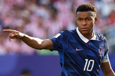 Paraguayan senator Amarilla demands Mbappe apologise, threatens legal action