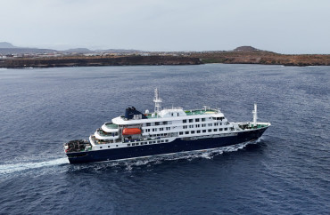Countries race to track disembarked passengers of hantavirus-hit cruise ship