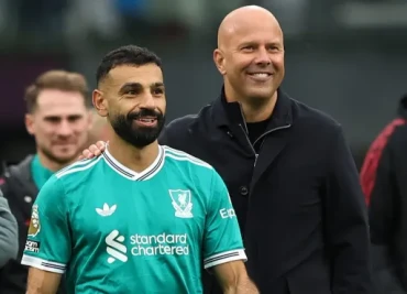 Liverpool coach to hold talks with Mo Salah amid tensions