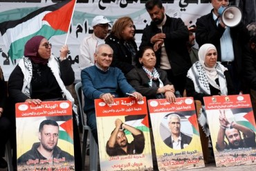 ‘Free Marwan’: Global campaign demands release of jailed Palestinian leader