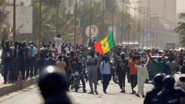 Senegal election crisis: West Africa bloc urges new date for vote