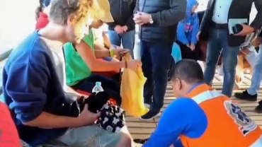 Egypt yacht capsize: More bodies found, five survivors rescued