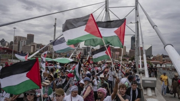 South African marchers demand a  permanent Gaza ceasefire