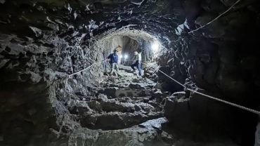 In Türkiye, tourists can now walk down a 2,800-year-old water cistern