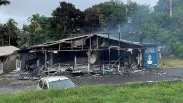 French president convenes crisis meeting on New Caledonia riots