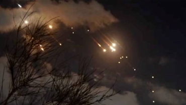 Live Updates: Iran strikes at Israel draw vows of response as region on edge