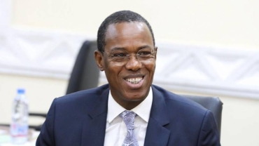 Mali finance workers end strike