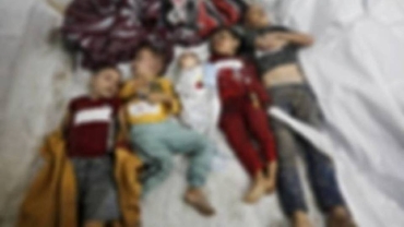 KAI-TSAYE: Isra'ila ta kashe Falasdinawa 51 a sansanin 'yan gudun hijira na Gaza — Faladinu