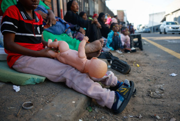 South African citizens launch aid campaign for foreign nationals amid xenophobic violence