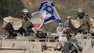 KAI TSAYE: 'Mutum 100 sun mutu a harin da Isra'ila ta kai sansanin 'yan gudun hijira a Gaza