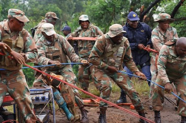 Illegal miners flee as South African troops dismantle operations near Johannesburg