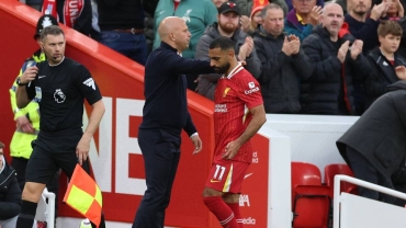 Liverpool boss denies players are 'distracted' over contracts