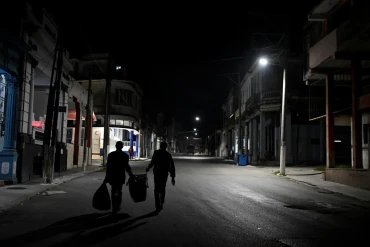 Sanctions on Cuba, Iran, Iraq: What do they reveal about coercive power?