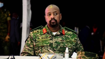 Uganda's military chief tells US envoy to apologise or face expulsion