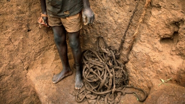 'Conflict mining': Message in DRC's first salvo at Apple