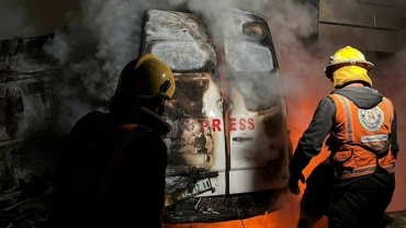 Live Updates: Israeli air strike kills 5 journalists in Gaza's Nuseirat camp