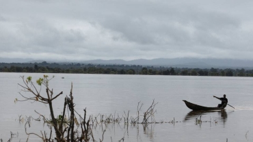 At least five killed, 14 missing in Nigeria boat accident