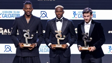 Victor Osimhen: Nigerian reacts to winning top Italian football award