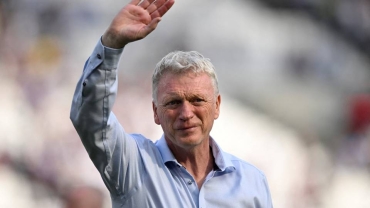 Everton names David Moyes as manager for second time
