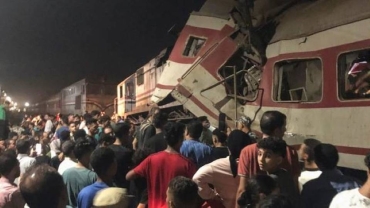 Train runs over pupils in Egypt, mob attacks railway guard