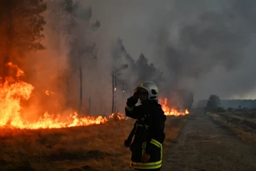 Europe burns as monster wildfires force hundreds of thousands to flee across France and Spain