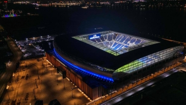 Everton's new stadium makes debut as 10,000 fans attend match